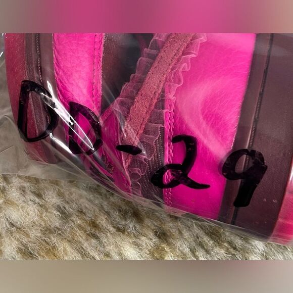 Nike Valentines Day Low Dunk Sneakers Women Size 8.5 - Picture 8 of 8